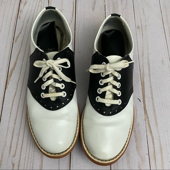 Vintage Shoes - Kinney vintage saddle shoes black and white leather Size 7